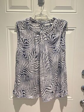 Liz Claiborne White Navy Geometric Swirl Lightweight Sleeveless Top Size XL